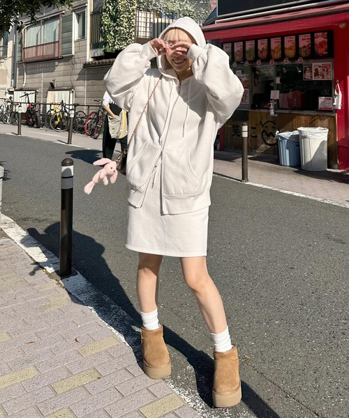 Alley by w closet（アリーバイダブルクローゼット）の「【Alley/SETアイテム】フードジップパーカー＋タイトスカート（パーカー・レディース・オフホワイト/グレー・FREE）」の3枚目の写真