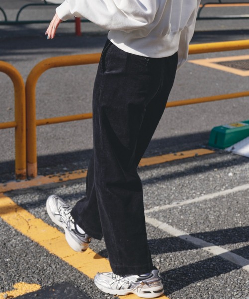 Auntie Rosa Holiday（アンティローザホリデー）の「ハイウエストコーデュロイパンツ（その他パンツ・レディース・ブラック/オフホワイト/ダークブラウン・マルチサイズ）」の5枚目の写真