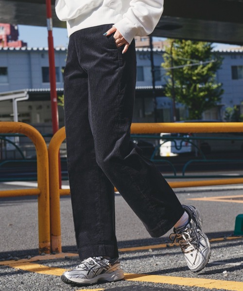 Auntie Rosa Holiday（アンティローザホリデー）の「ハイウエストコーデュロイパンツ（その他パンツ・レディース・ブラック/オフホワイト/ダークブラウン・マルチサイズ）」の6枚目の写真