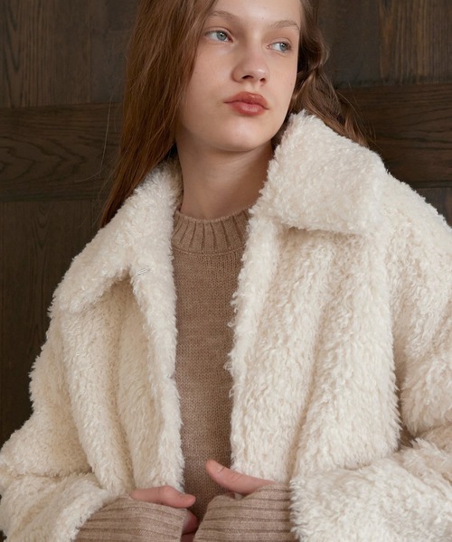 MIELI INVARIANT（ミエリインヴァリアント）の「Teddy Fur Short Coat