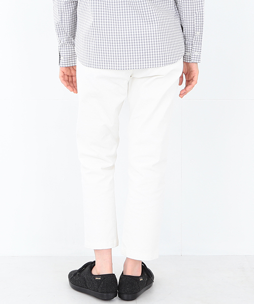 Gramicci(グラミチ)の「GRAMICCI×BEAMS BOY / 別注 コーデュロイ クロップドパンツ 15FW(その他パンツ・レディース・ホワイト/チャコールグレー/ネイビー・ONE SIZE)」の5枚目の写真