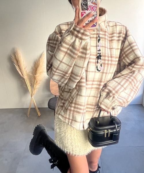 LAC-VERT(ラック・ヴェール)の「スタンドカラーAラインフレアジャケット(ステンカラーコート・レディース・ブラック/アイボリー/ピンク/ブラウン/チャコールグレー・FREE)」の19枚目の写真