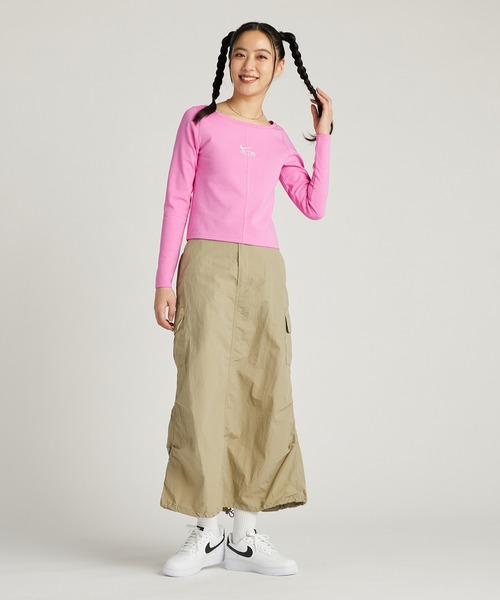 NIKE（ナイキ）の「《セットアップ対応商品》ナイキ エア ウィメンズ ロングスリーブ トップ / Nike Air Women's Long-Sleeve Top＜XS-2XL 展開＞（その他トップス・レディース・レッド系その他2/ブラック/パープル系その他・L/M/XL/2XL/S/XS）」の17枚目の写真