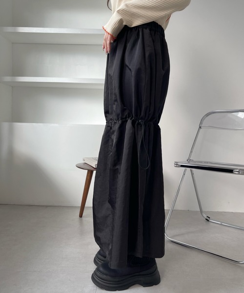 Ada.（エイダ）の「2WAY着用可能♪ ウエストゴム ドロスト ティアード シャカスカート（スカート・レディース・カーキ/ブラック・FREE）」の6枚目の写真