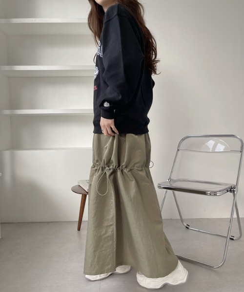 Ada.（エイダ）の「2WAY着用可能♪ ウエストゴム ドロスト ティアード シャカスカート（スカート・レディース・カーキ/ブラック・FREE）」の8枚目の写真