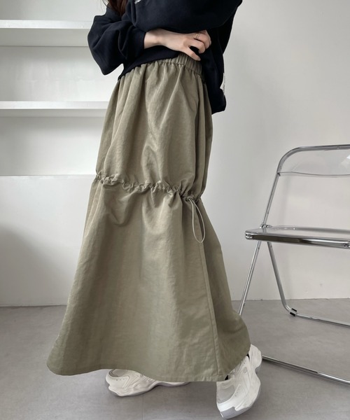Ada.（エイダ）の「2WAY着用可能♪ ウエストゴム ドロスト ティアード シャカスカート（スカート・レディース・カーキ/ブラック・FREE）」の22枚目の写真