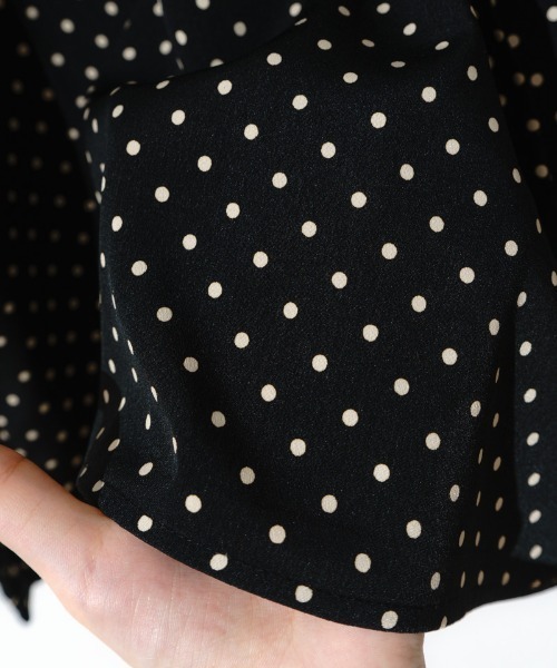 flower（フラワー）の「タイニードットリボンブラウス（シャツ/ブラウス・レディース・アイボリー/ブラック・FREE）」の17枚目の写真