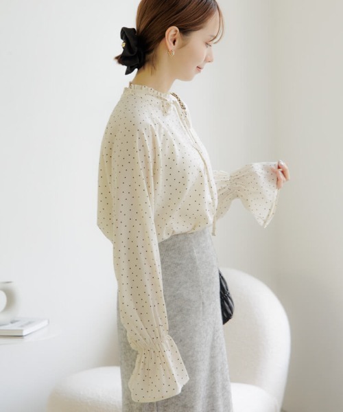 flower（フラワー）の「タイニードットリボンブラウス（シャツ/ブラウス・レディース・アイボリー/ブラック・FREE）」の22枚目の写真