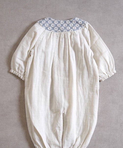 Hoppetta(ホッペッタ)の「【Hoppetta】flower刺繍ヨーク2wayドレス 50-70cm(ロンパース・キッズ・ライトグレー/キナリ・50-70cm)」の9枚目の写真