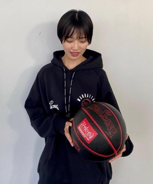 Manhattan Portage（マンハッタンポーテージ）の「Sweat Parka SPALDING（パーカー・メンズ・ブラック/ネイビー・MEDIUM/LARGE）」の6枚目の写真