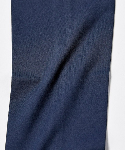 MUNSINGWEAR(マンシングウェア)の「UV アームカバー(アームカバー・レディース・ネイビー/ホワイト/ブラック・F)」の12枚目の写真