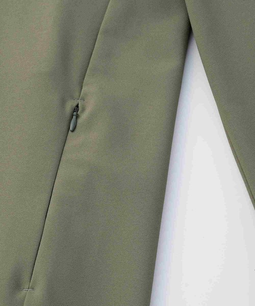 DESCENTE（デサント）の「【ALLTERRAIN I/O】テックカバーオールジャケット（カバーオール・メンズ・ブラック/ネイビー・S/L/M/XL）」の6枚目の写真