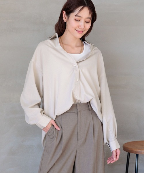 GLOBAL WORK(グローバルワーク)の「お手入れらくらくフレンチリネンシャツ/976693(シャツ/ブラウス・レディース・ブルー系その他5/ライトブルー/グレイッシュベージュ/パープル系その他2/グリーン系その他5/ベージュ系その他2/イエロー/オレンジ系5/ネイビー系9/オフホワイト・L/M)」の3枚目の写真