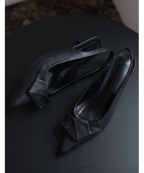 Re:EDIT（リエディ）の「[2024SS COLLECTION][MEISM by Re:EDIT][大きいサイズ有]リボンディテールローヒールパンプス（パンプス・レディース・ブラック/シルバー/ゴールド/ホワイト・SMALL/MEDIUM/LARGE/X-LARGE）」の6枚目の写真