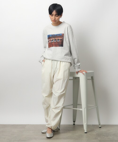 OPAQUE.CLIP(オペークドットクリップ)の「◆フォトプリントロングスリーブTシャツ(Tシャツ/カットソー・レディース・チャコールグレー/ライトグレー/ホワイト・40/38)」の16枚目の写真