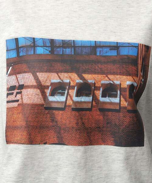 OPAQUE.CLIP(オペークドットクリップ)の「◆フォトプリントロングスリーブTシャツ(Tシャツ/カットソー・レディース・チャコールグレー/ライトグレー/ホワイト・40/38)」の17枚目の写真