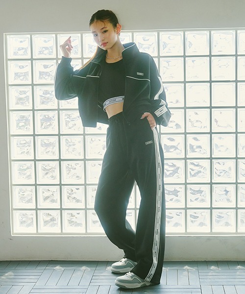 LOVETOXIC（ラブトキシック）の「【LTXC/akane】速乾ジャージSETUP（ワンピース・キッズ・ブラック/ピンク/サックスブルー・M/L/S）」の4枚目の写真