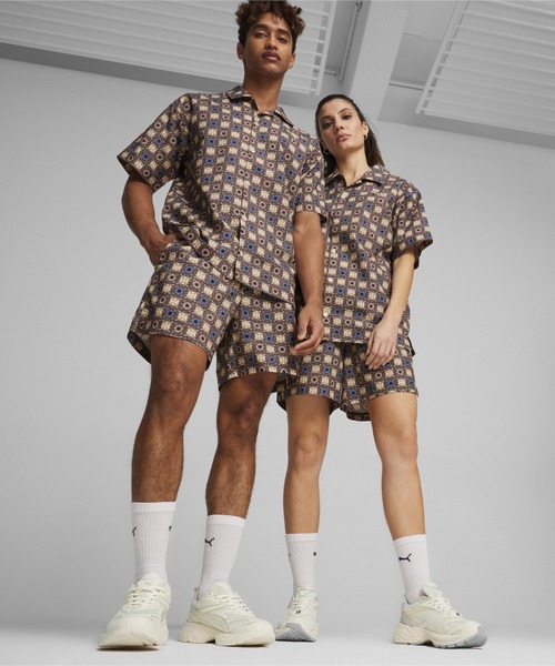 PUMA（プーマ）の「PUMA プーマ ユニセックス CLASSICS ニュー プレップ AOP ウーブン ショーツ 6（その他パンツ・メンズ・ブラック/グリーン系その他/ブラウン・X-SMALL/MEDIUM/LARGE/X-LARGE/SMALL）」の3枚目の写真