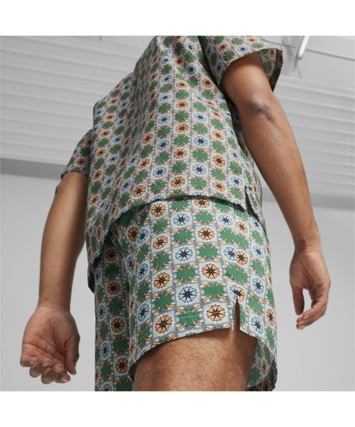 PUMA（プーマ）の「PUMA プーマ ユニセックス CLASSICS ニュー プレップ AOP ウーブン ショーツ 6（その他パンツ・メンズ・ブラック/グリーン系その他/ブラウン・X-SMALL/MEDIUM/LARGE/X-LARGE/SMALL）」の8枚目の写真