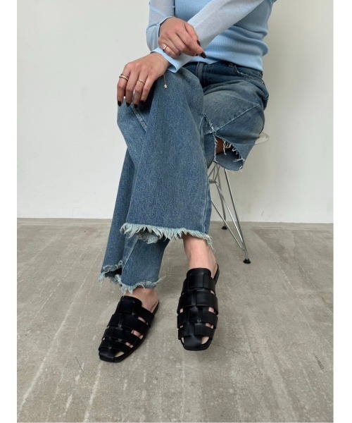 AMAIL(アマイル)の「Hole Slippers(サンダル・レディース・アイボリー/ブラック・S/M/L)」の5枚目の写真