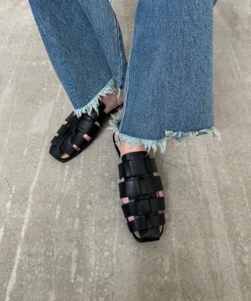 AMAIL(アマイル)の「Hole Slippers(サンダル・レディース・アイボリー/ブラック・S/M/L)」の16枚目の写真