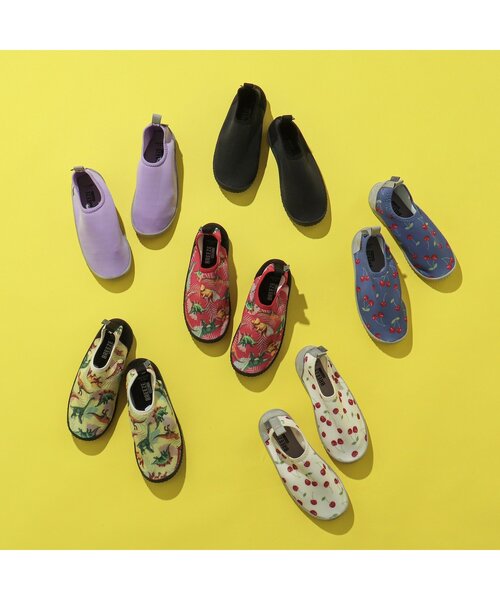 BREEZE（ブリーズ）の「アクアシューズ（サンダル・キッズ・アイボリー/ブラック/イエロー/ラベンダー/ネイビー/レッド・15 /19/22/18/21/20/17/16）」の8枚目の写真