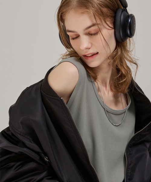 EMMA CLOTHES(エマクローズ)の「クールタッチ梨地レイヤードタンクトップ(タンクトップ・メンズ・ブラック/グレイッシュブルー/グレー/ホワイト/ベージュ/スモークグレー・L/M)」の4枚目の写真