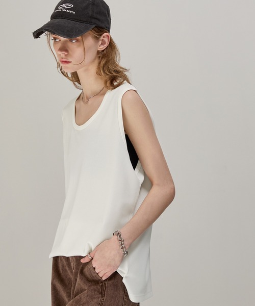 EMMA CLOTHES(エマクローズ)の「クールタッチ梨地レイヤードタンクトップ(タンクトップ・メンズ・ブラック/グレイッシュブルー/グレー/ホワイト/ベージュ/スモークグレー・L/M)」の20枚目の写真