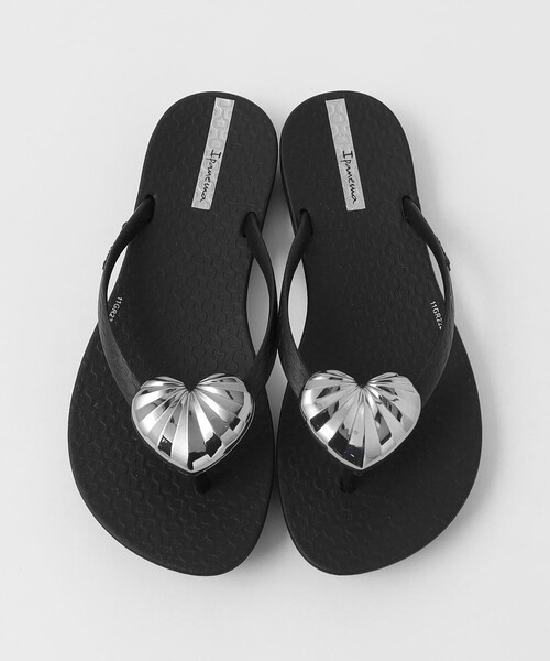 IPANEMA(イパネマ)の「<Ipanema>ハートサンダル 17cm-21cm(サンダル・キッズ・ブラック/ライトピンク・19.5cm/17cm/21cm/18cm)」の1枚目の写真