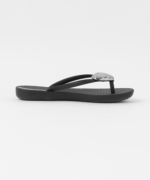 IPANEMA(イパネマ)の「<Ipanema>ハートサンダル 17cm-21cm(サンダル・キッズ・ブラック/ライトピンク・19.5cm/17cm/21cm/18cm)」の5枚目の写真