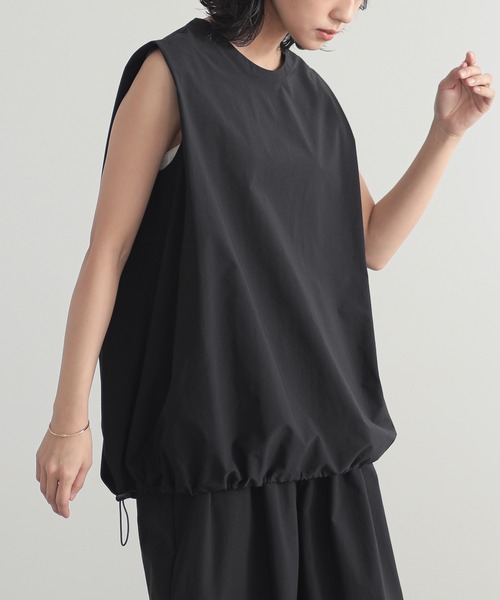 for/c（フォーシー）の「[新色追加]ドライバルーンノースリーブブラウス【サスティナブル】（シャツ/ブラウス・レディース・ホワイト/チャコールグレー/ブラック/ネイビー/カーキ・LL/M/L）」の7枚目の写真