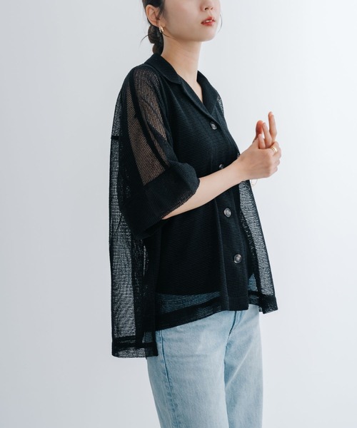 refinedworks(リファインドワークス)の「【refinedworks】 トレンドの透かし編みデザインのメッシュシャツ(シャツ/ブラウス・レディース・ブラック/アイボリー・FREE)」の13枚目の写真