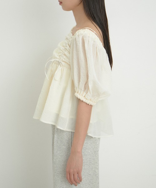 VIS（ビス）の「【2WAY】リボンディテールオフショルブラウス（シャツ/ブラウス・レディース・ブラック/ライトグリーン/ホワイト系その他7・FREE）」の13枚目の写真