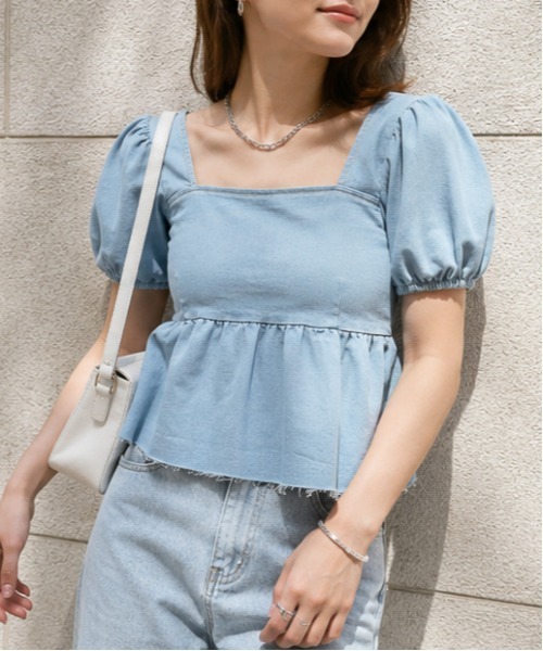 GORGE(ゴージ)の「《デニム×オフショル風》レディース ペプラムプルオーバー パフスリーブ フェミニン 春夏秋(Tシャツ/カットソー・レディース・グレー/ブルー系その他/ブルー・F)」の3枚目の写真