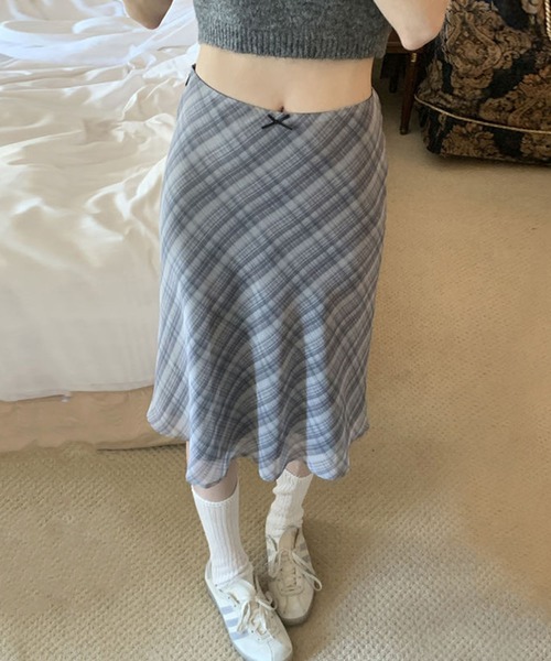 SHEPP(シープ)の「チェック柄 ミドルフレアスカート(スカート・レディース・アイボリー/ブルー・M/L)」の15枚目の写真