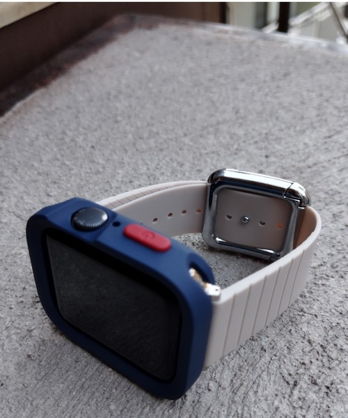 zandy(ズィーアンドワイ)の「zandy ズィーアンドワイ / Apple Watch ケース バンド セット マグネット シリコン スクエアフレーム Series10/11対応【スクエアソフトフレーム】 アップルウォッチ専用 // set14(デジタル腕時計・メンズ・ブラック×ブラック/ブルー系その他/ホワイト×ゴールド/シルバー×ブラック/ネイビー系/ホワイト×ブラック/ブルーパープル/ブラック×シルバー・S/M/42/46)」の1枚目の写真