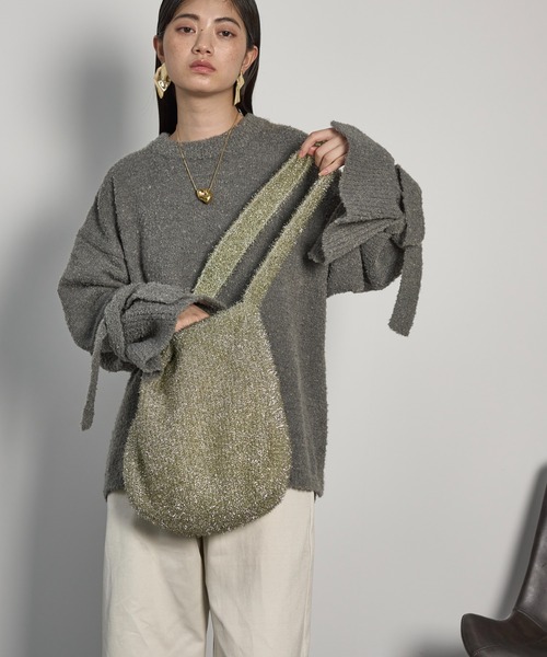 THE YOn(ザヨン)の「グリッターシャギーショルダーニットバッグ(ショルダーバッグ・レディース・ブラック/シルバー/ゴールド・FREE)」の18枚目の写真