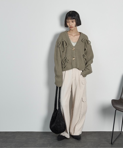 THE YOn(ザヨン)の「グリッターシャギーショルダーニットバッグ(ショルダーバッグ・レディース・ブラック/シルバー/ゴールド・FREE)」の14枚目の写真