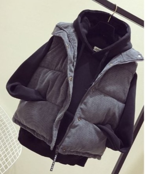 BLANC FICELLE(ブランフィセル)の「コーデュロイ 中綿 ベスト(ベスト・レディース・グレー/ベージュ/ブラック・L/XL/M)」の1枚目の写真