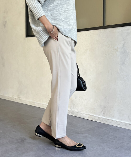 Chez toi(シェトワ)の「【低身長サイズあり】ストレッチテーパードパンツ(その他パンツ・レディース・アイボリー/ブラック/ベージュ・MEDIUM/PM)」の8枚目の写真