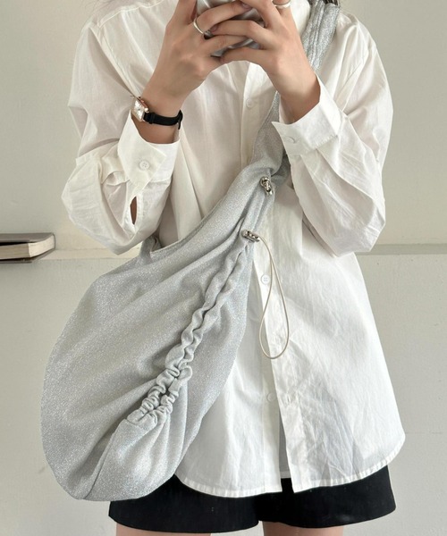 ◆完売◆希少新品　定価2.7万円 ADORE コットンバックヘムギャザートップス ◇完売◇希少新品 定価2.7万円 ADORE コットンバックヘム
