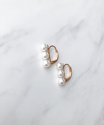 TIMELESS&THREE（タイムレスアンドスリー）の「スリーパールモチーフフープピアス（ピアス（両耳用））」