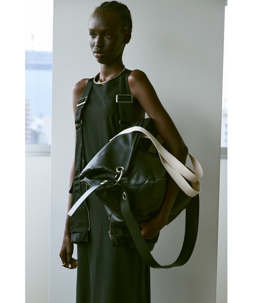 un/neu(アンノイ)の「コンビソフトレザースーパービッグバッグ / BIGトート / 旅行バッグ(トートバッグ・レディース・ブラウン/イエロー/ブラック・FREE)」の6枚目の写真