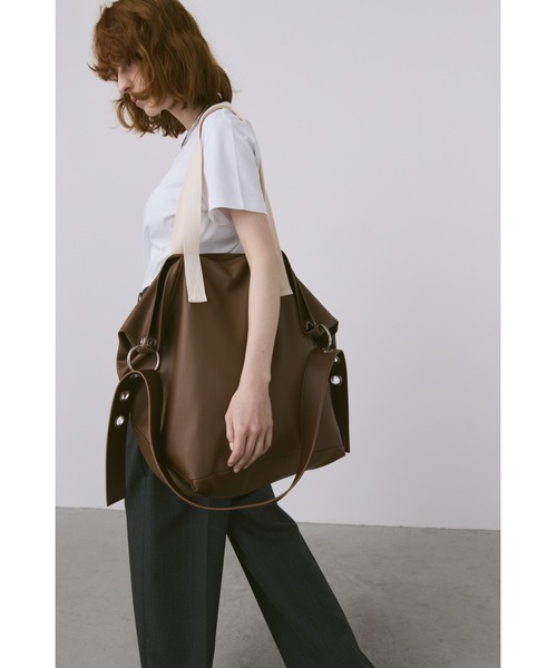 un/neu(アンノイ)の「コンビソフトレザースーパービッグバッグ / BIGトート / 旅行バッグ(トートバッグ・レディース・ブラウン/イエロー/ブラック・FREE)」の19枚目の写真