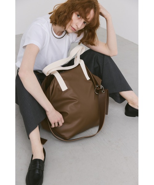 un/neu(アンノイ)の「コンビソフトレザースーパービッグバッグ / BIGトート / 旅行バッグ(トートバッグ・レディース・ブラウン/イエロー/ブラック・FREE)」の15枚目の写真