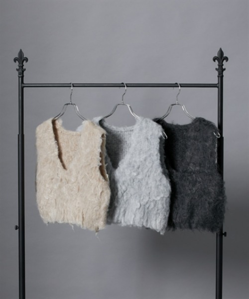 nissen（ニッセン）の「シャギーニットベスト（ベスト・レディース・杢グレー/チャコールグレー/ベージュ・M）」の5枚目の写真