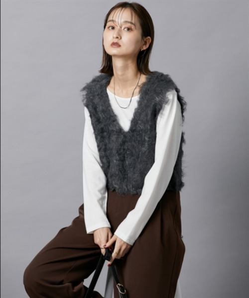 nissen（ニッセン）の「シャギーニットベスト（ベスト・レディース・杢グレー/チャコールグレー/ベージュ・M）」の6枚目の写真
