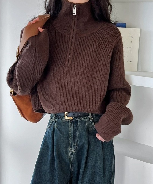 Alum'(アルム)の「タートルネックハーフジップニット(ニット/セーター・レディース・ブラック/アイボリー/ブラウン/レッド・FREE)」の13枚目の写真