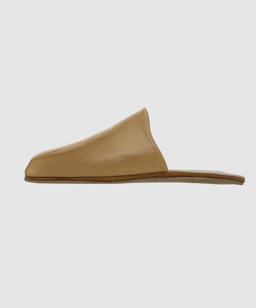 【関税込み】OUR LEGACY ベージュ Cigarr スリッパ セール】OUR LEGACY CIGARR SLIPPER（その他シューズ）｜Our