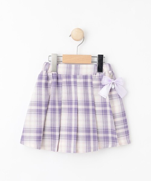 SHOO・LA・RUE（シューラルー）の「【110-140cm】チャーム付きチェックプリーツスカパン（スカート・キッズ・グレー系2/サックスブルー系2/パープル系1・13/14/15 /10/11/12）」の5枚目の写真